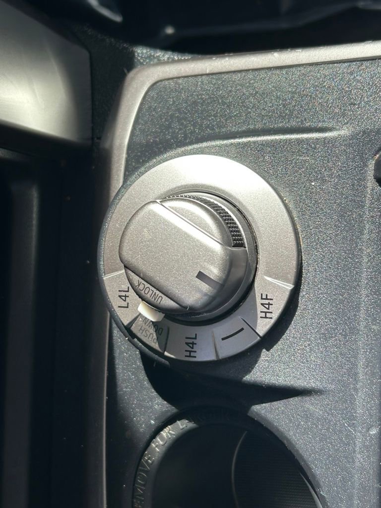 Used 2023 Toyota 4Runner Limited image 30