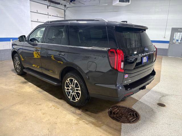 Certified 2025 Ford Expedition Active AWD/4WD image 6