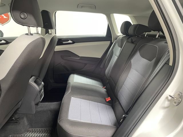 New 2025 Volkswagen Taos S image 21