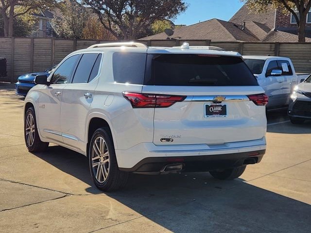 Used 2022 Chevrolet Traverse High Country image 3