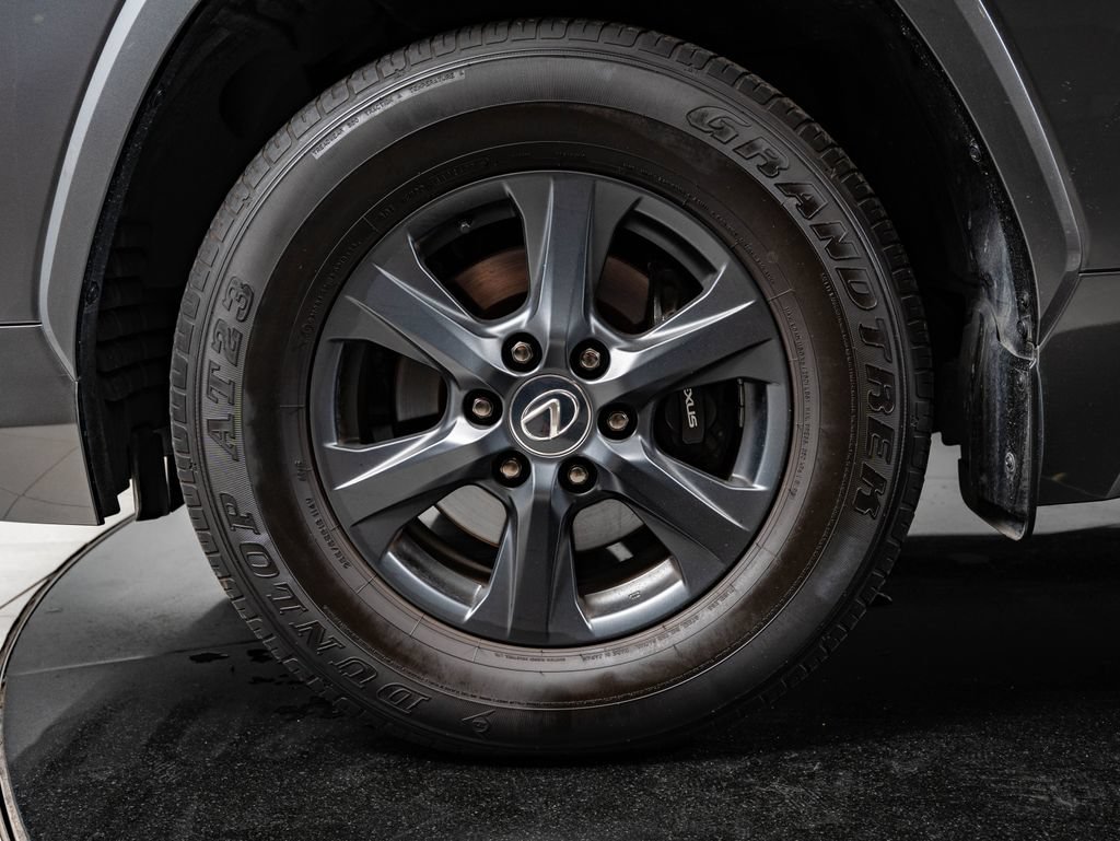 Used 2024 Lexus LX 600 4WD w/ Appearance Package image 13