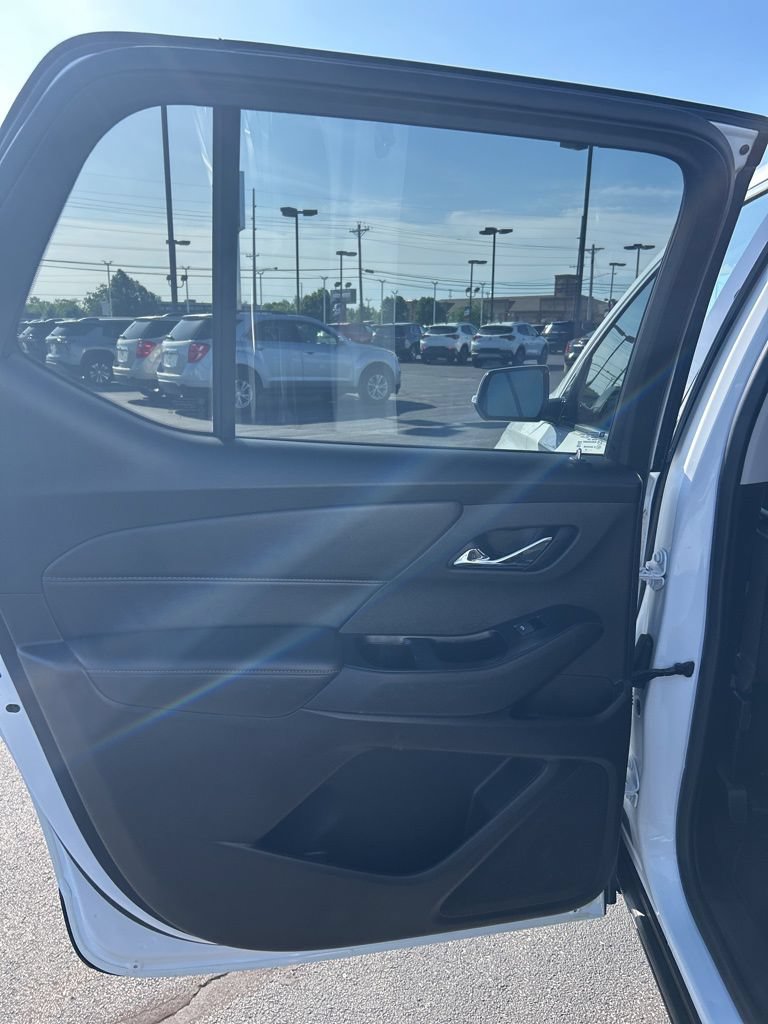 Used 2019 Chevrolet Traverse LT AWD/4WD image 45