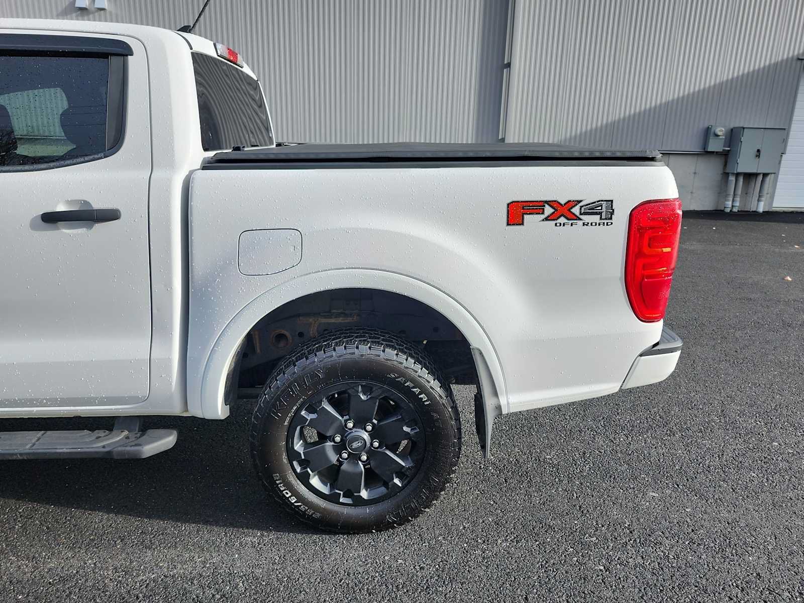 Used 2019 Ford Ranger XLT w/ Black Appearance Package AWD/4WD image 16