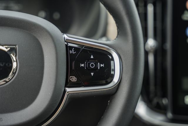 New 2026 Volvo XC90 B6 Plus w/ Protection Package Premier AWD/4WD image 29