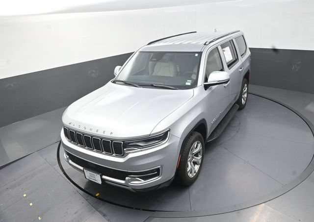 Used 2022 Jeep Wagoneer Series II AWD/4WD image 13