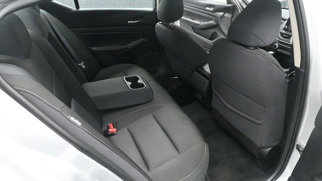 Used 2020 Nissan Altima 2.5 S FWD image 13