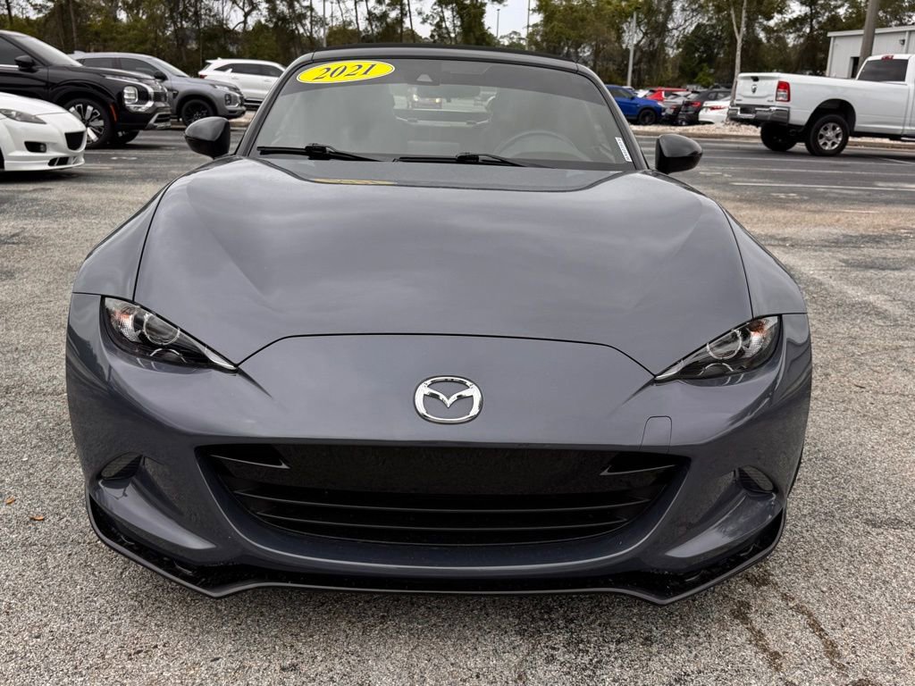 Used 2021 MAZDA MX-5 Miata Club RWD image 2