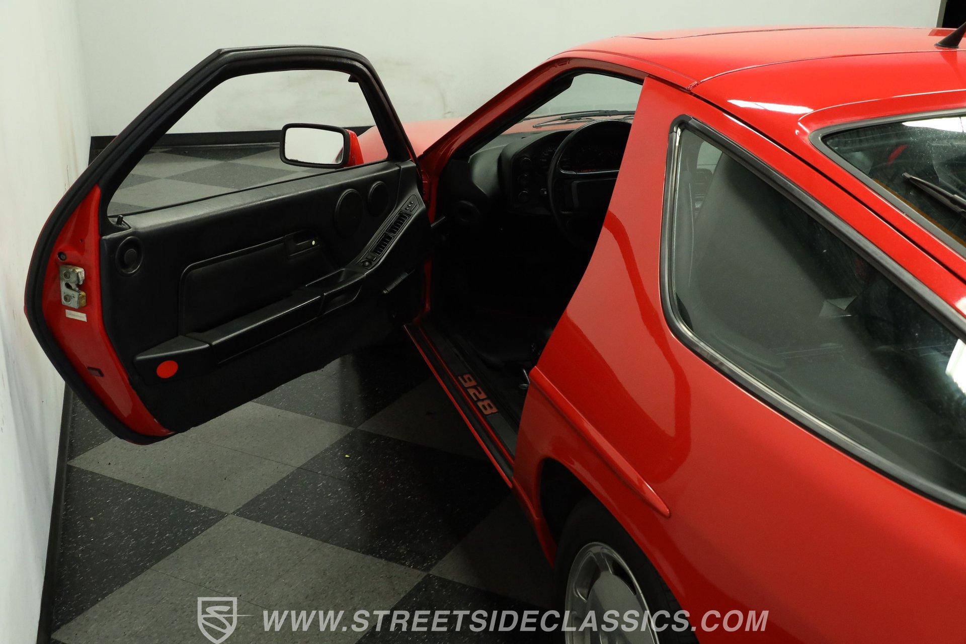 Used 1989 Porsche 928 S4 RWD image 33