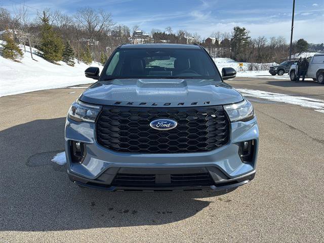 New 2026 Ford Explorer ST-Line w/ ST-Line Street Pack image 7