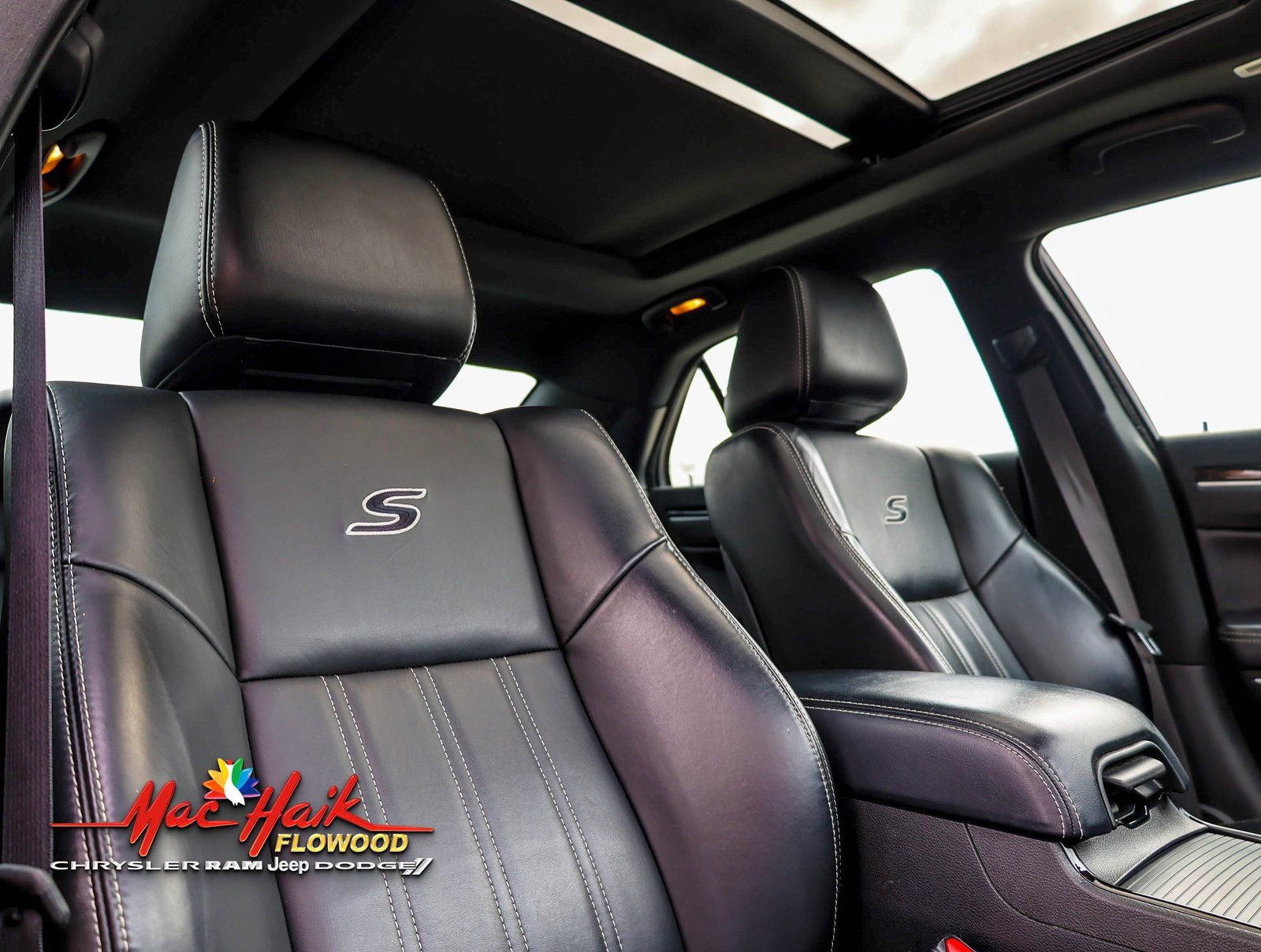 Used 2023 Chrysler 300 S image 14