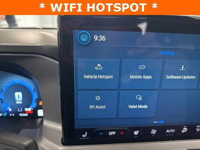 Used 2025 Ford Bronco Sport Badlands w/ Sasquatch Badlands Package image 14