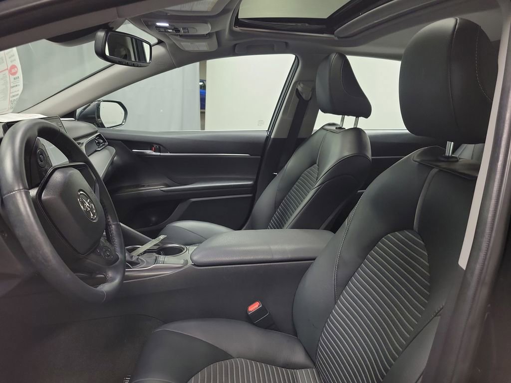 Used 2023 Toyota Camry SE w/ Cold Weather Package FWD image 12