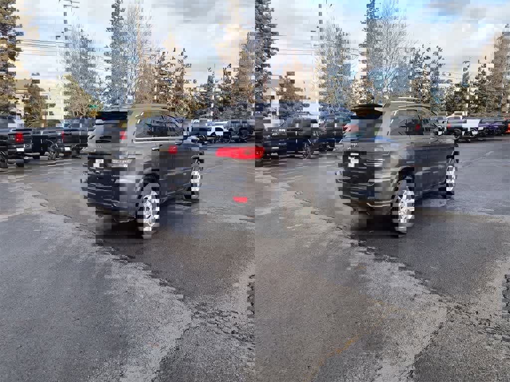 Used 2017 Jeep Grand Cherokee Laredo w/ Quick Order Package 23E image 14