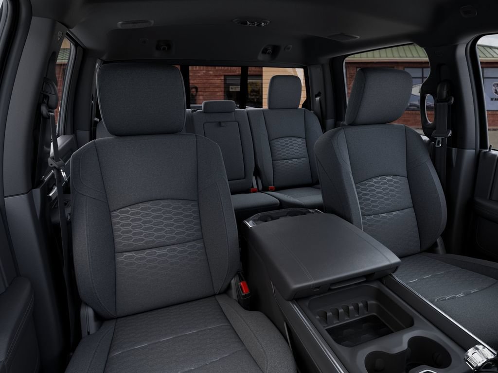 New 2026 RAM 3500 Big Horn AWD/4WD image 17