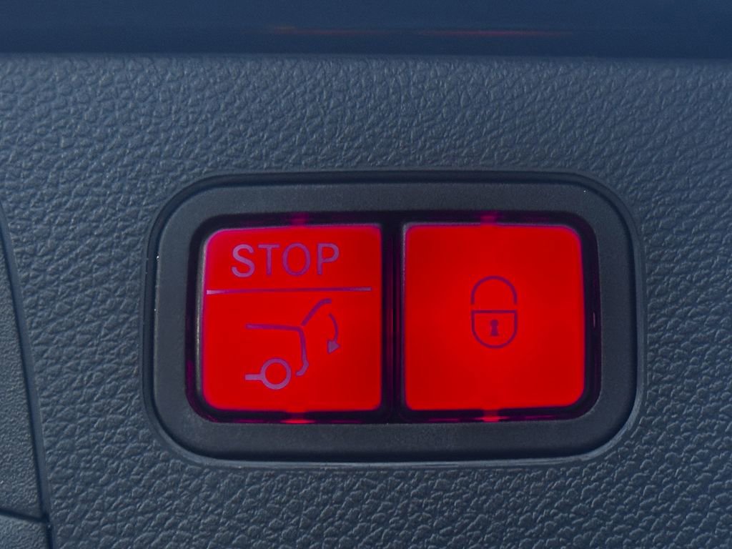 Certified 2022 Mercedes-Benz GLC 300 image 31