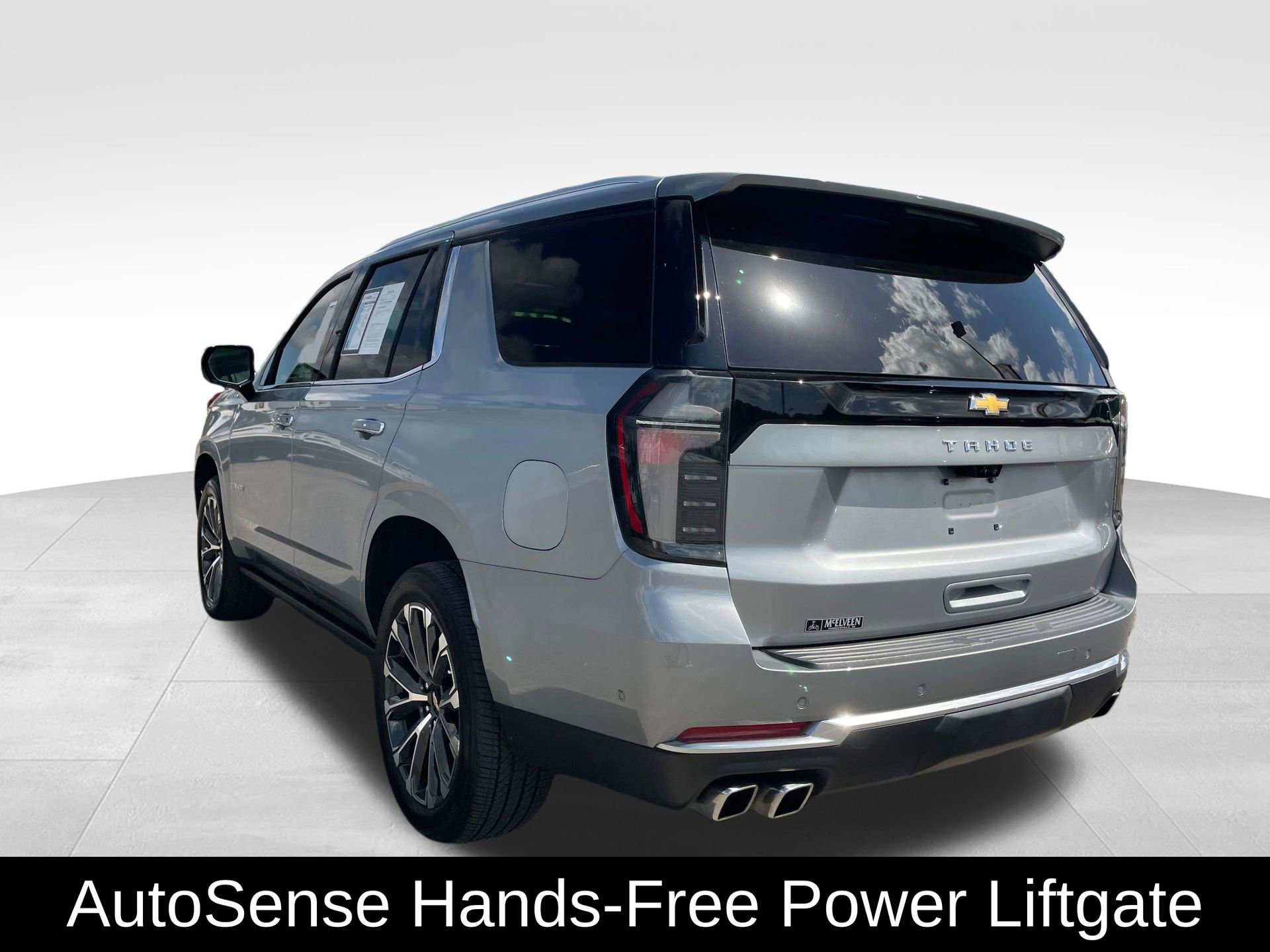 Used 2025 Chevrolet Tahoe High Country image 8