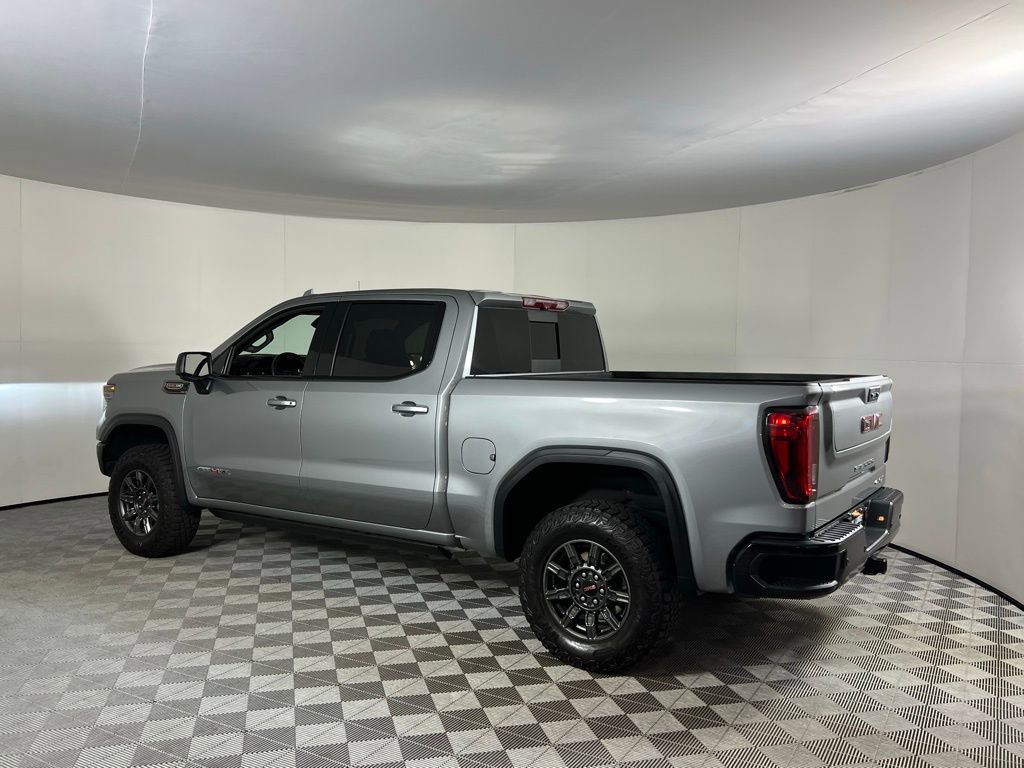 Used 2024 GMC Sierra 1500 AT4X image 8