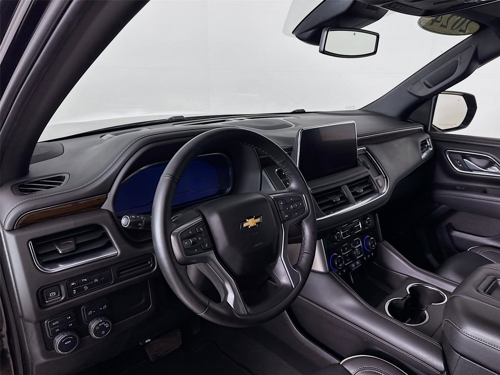 Used 2024 Chevrolet Tahoe Premier image 9