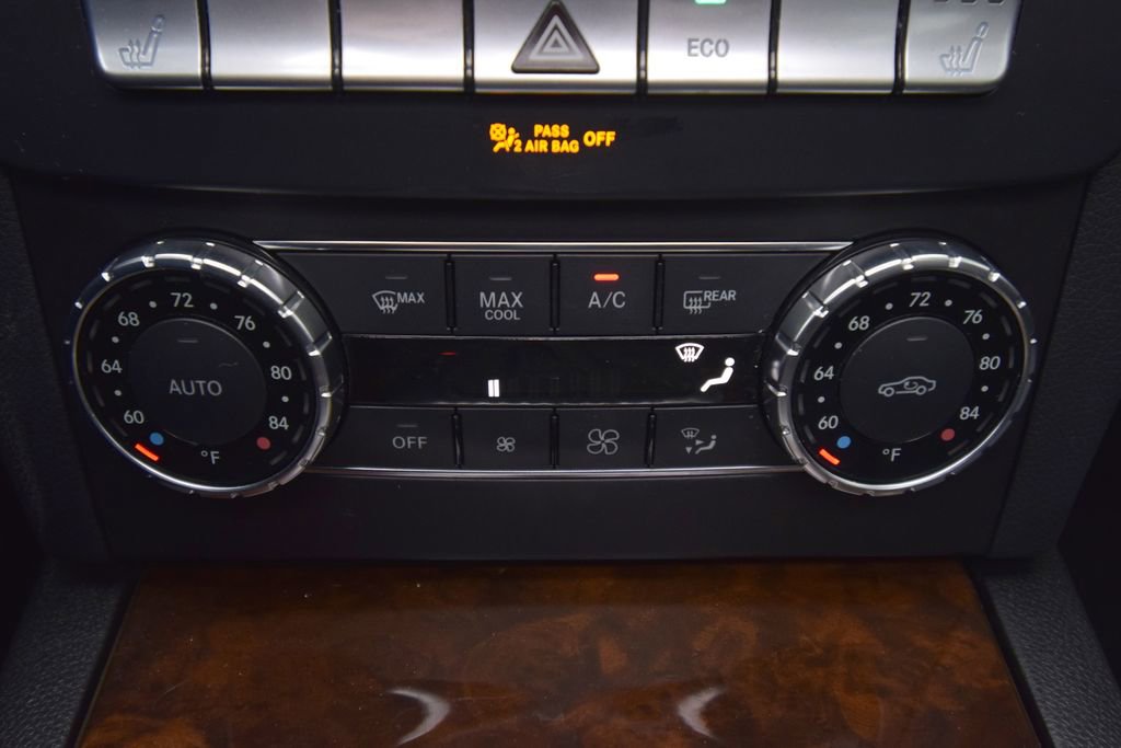 Used 2013 Mercedes-Benz C 300 C 300 Sport 4MATIC w/ Premium 1 Pkg image 31