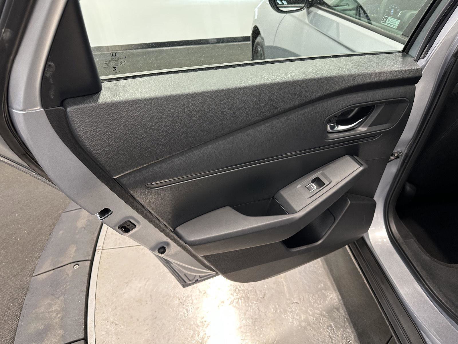 Certified 2023 Honda Accord EX image 25