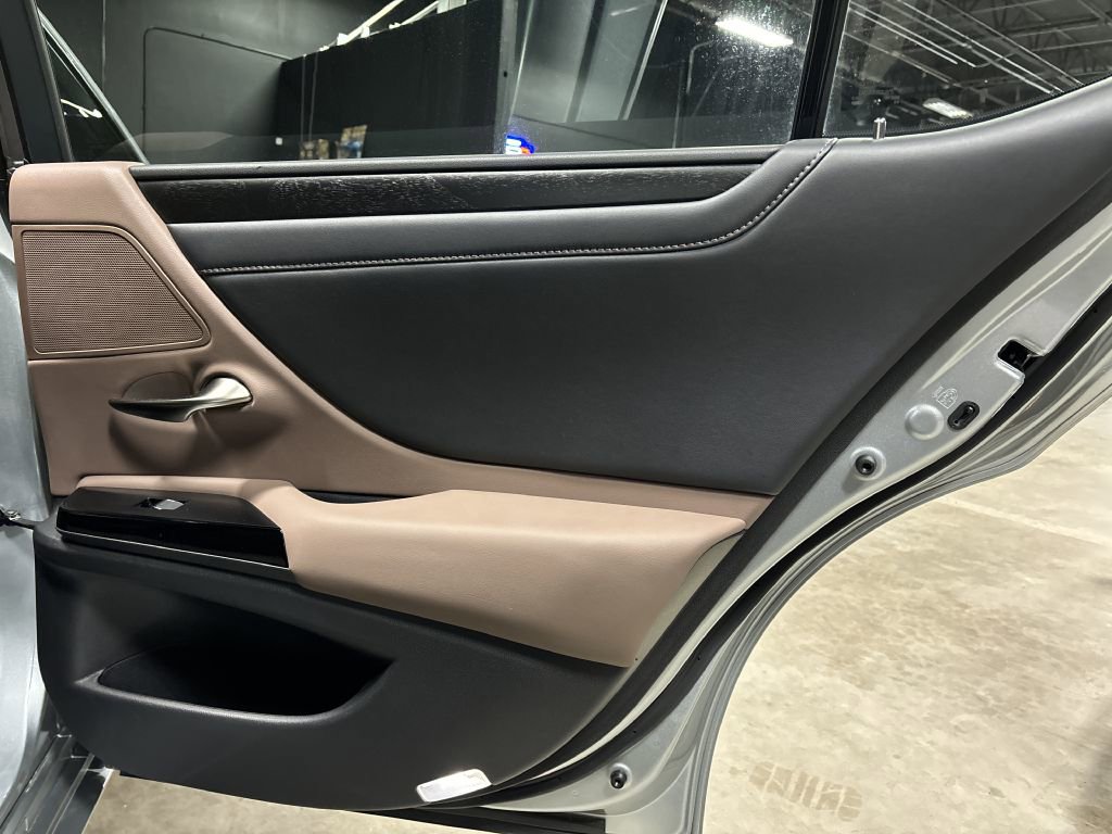 Used 2022 Lexus ES 300h w/ Premium Package FWD image 52