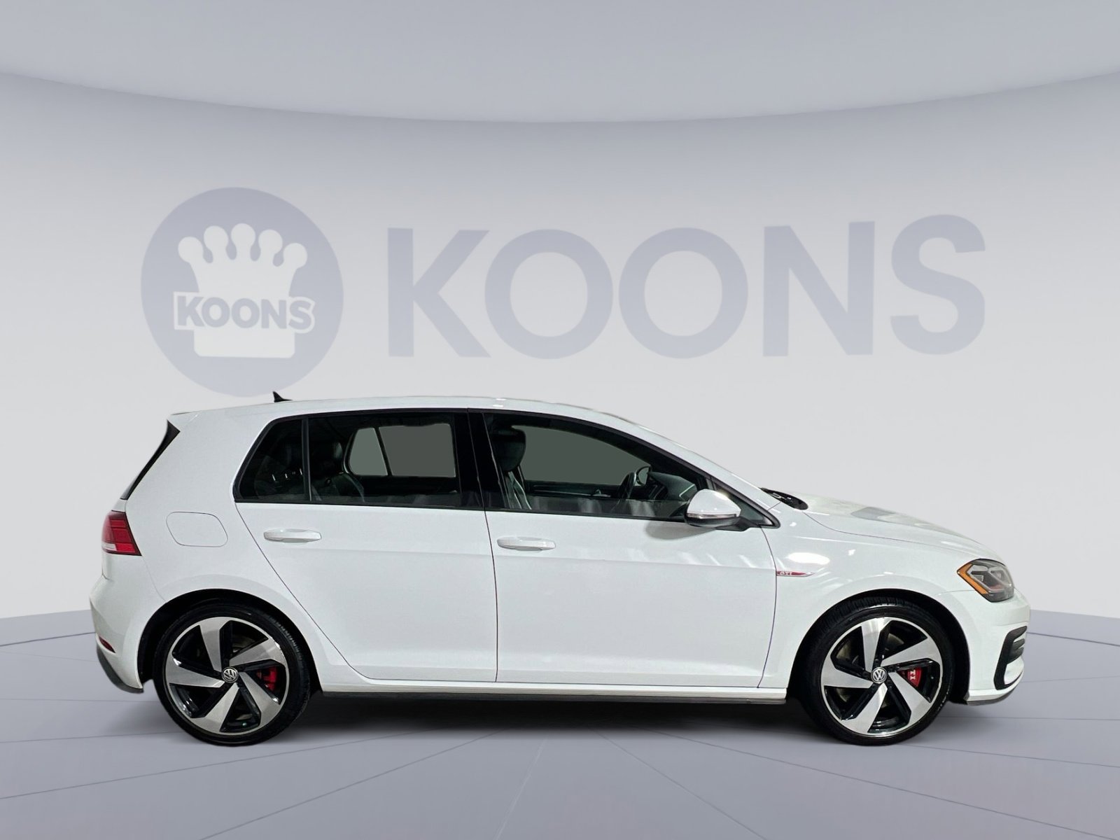 Used 2019 Volkswagen GTI SE image 8