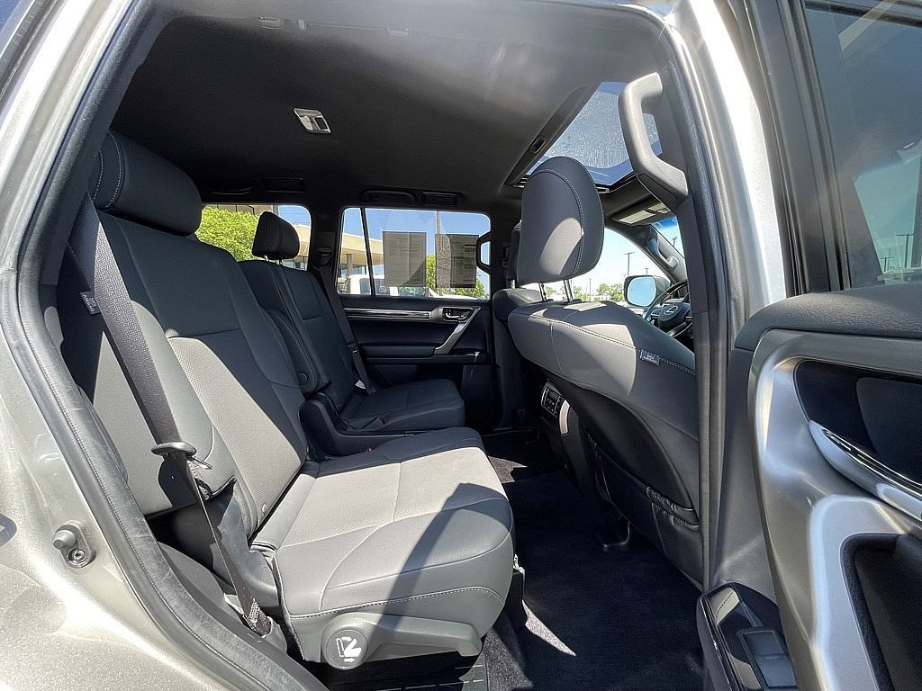 Used 2020 Lexus GX 460 Premium AWD/4WD image 25