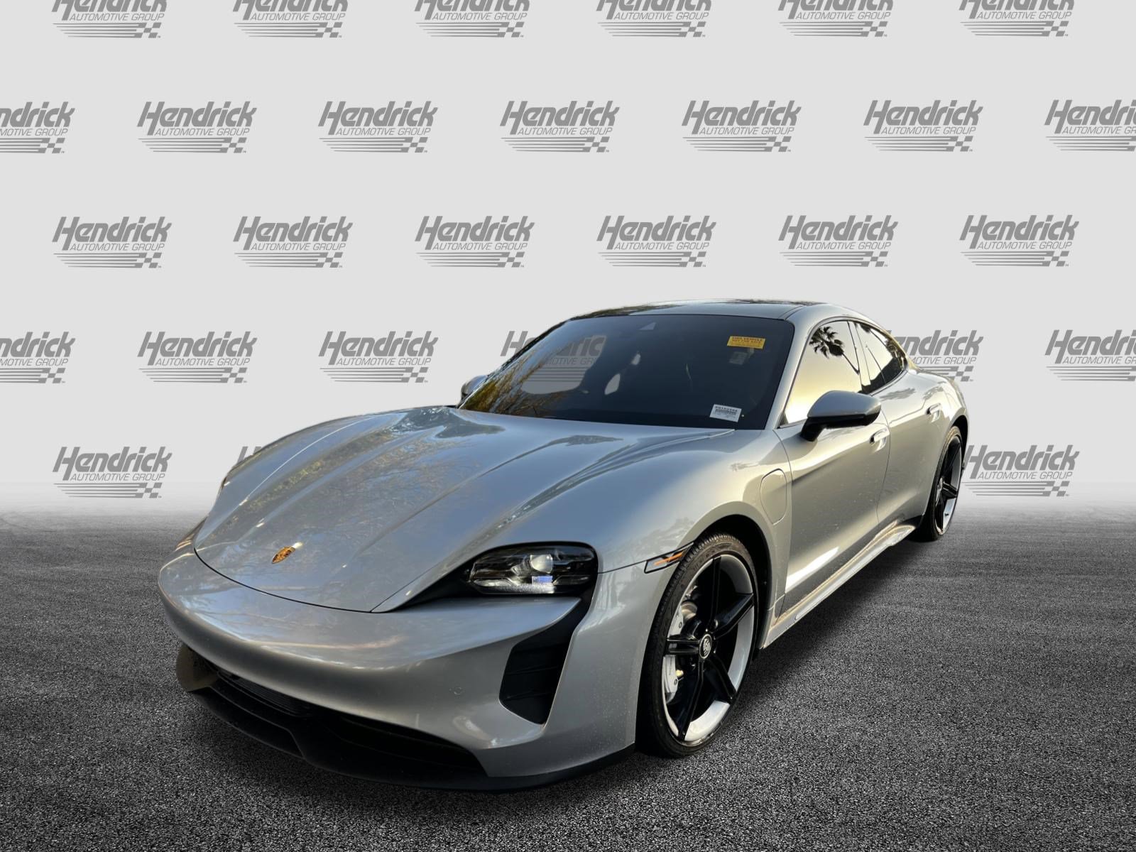 Used 2022 Porsche Taycan 4S image 5