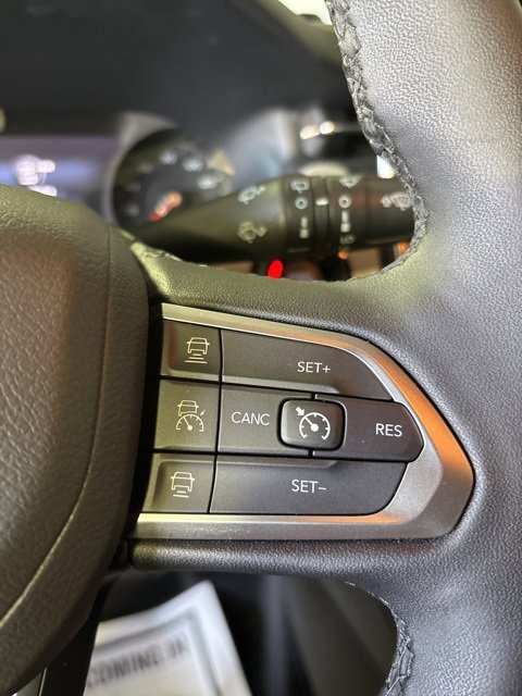 Certified 2024 Jeep Compass Limited image 5