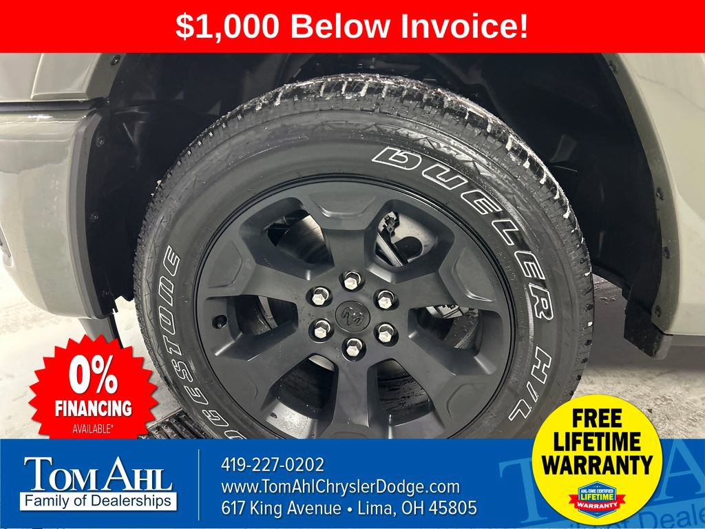 New 2026 RAM 1500 4x4 Crew Cab image 9