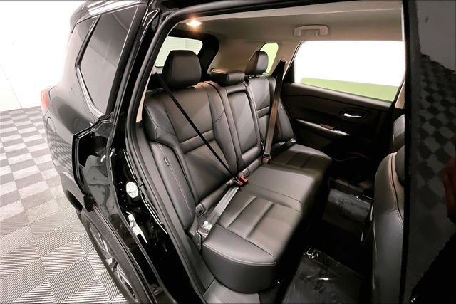 New 2025 Nissan Rogue SL image 33