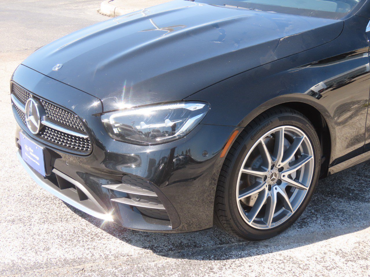 Used 2021 Mercedes-Benz E 450 4MATIC Sedan image 3