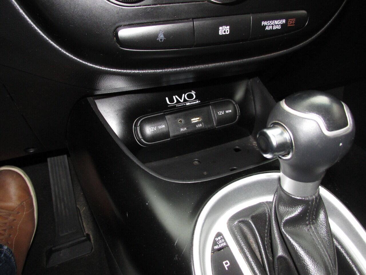 Used 2015 Kia Soul FWD image 52