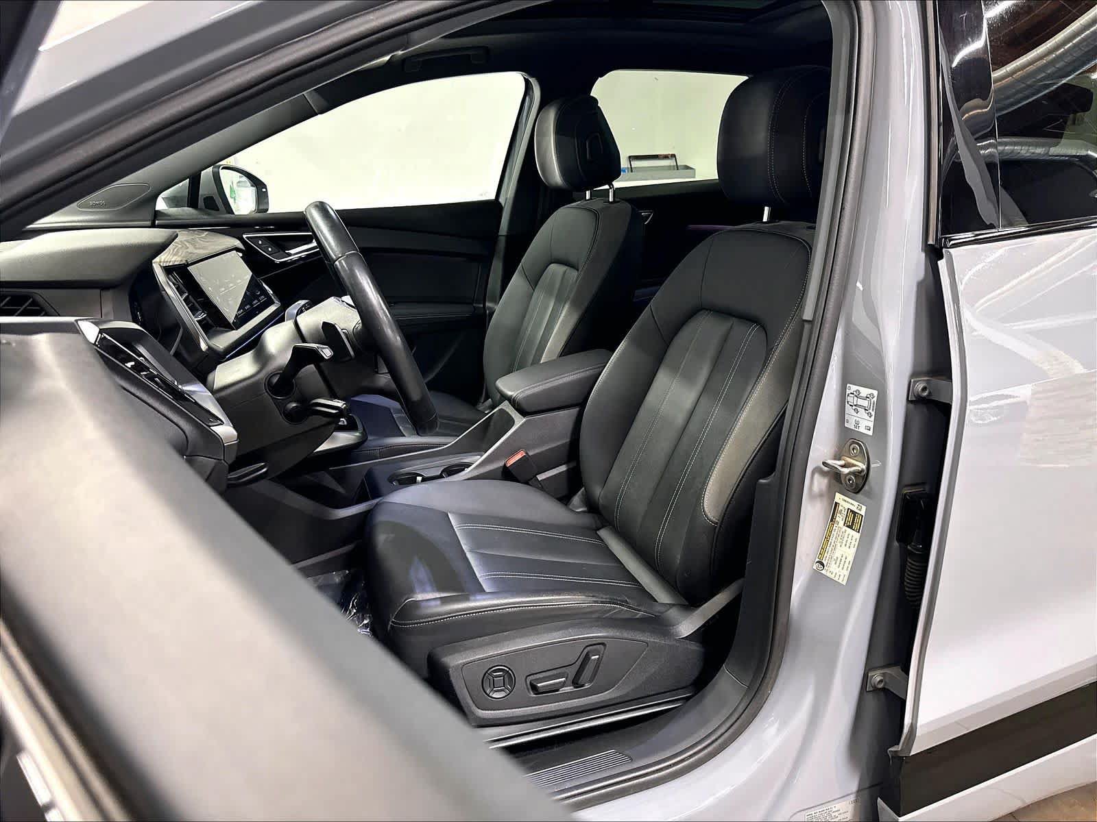 Used 2023 Audi Q4 e-tron Premium Plus w/ Premium Plus AWD/4WD image 26