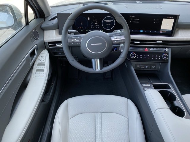 New 2025 Hyundai Sonata Limited image 23