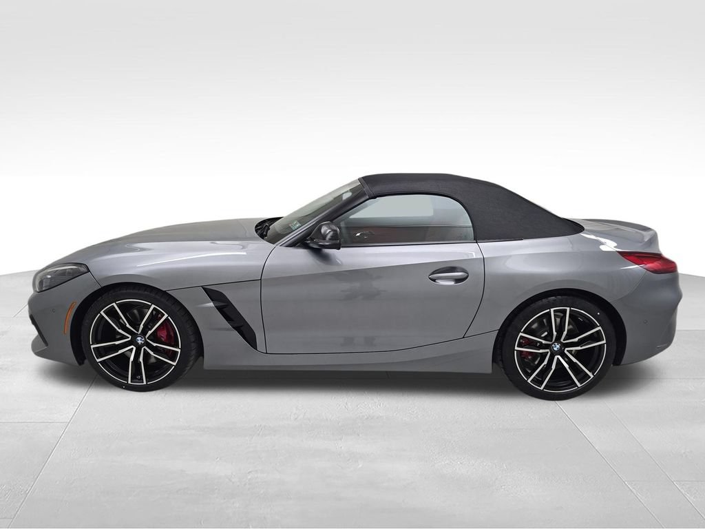New 2026 BMW Z4 M40i w/ Premium Package RWD image 7
