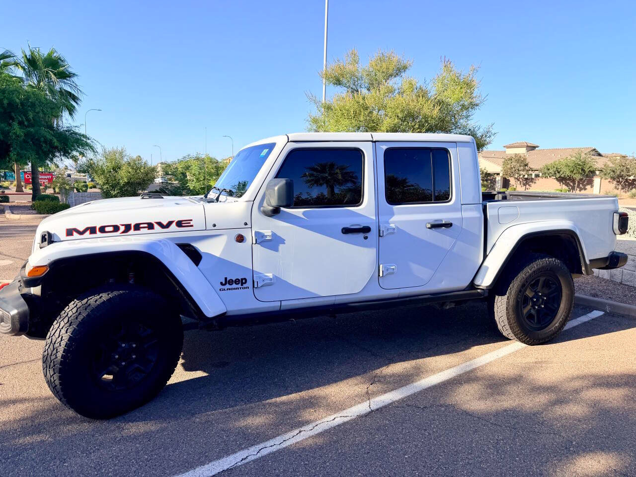 Used 2021 Jeep Gladiator Mojave AWD/4WD image 4