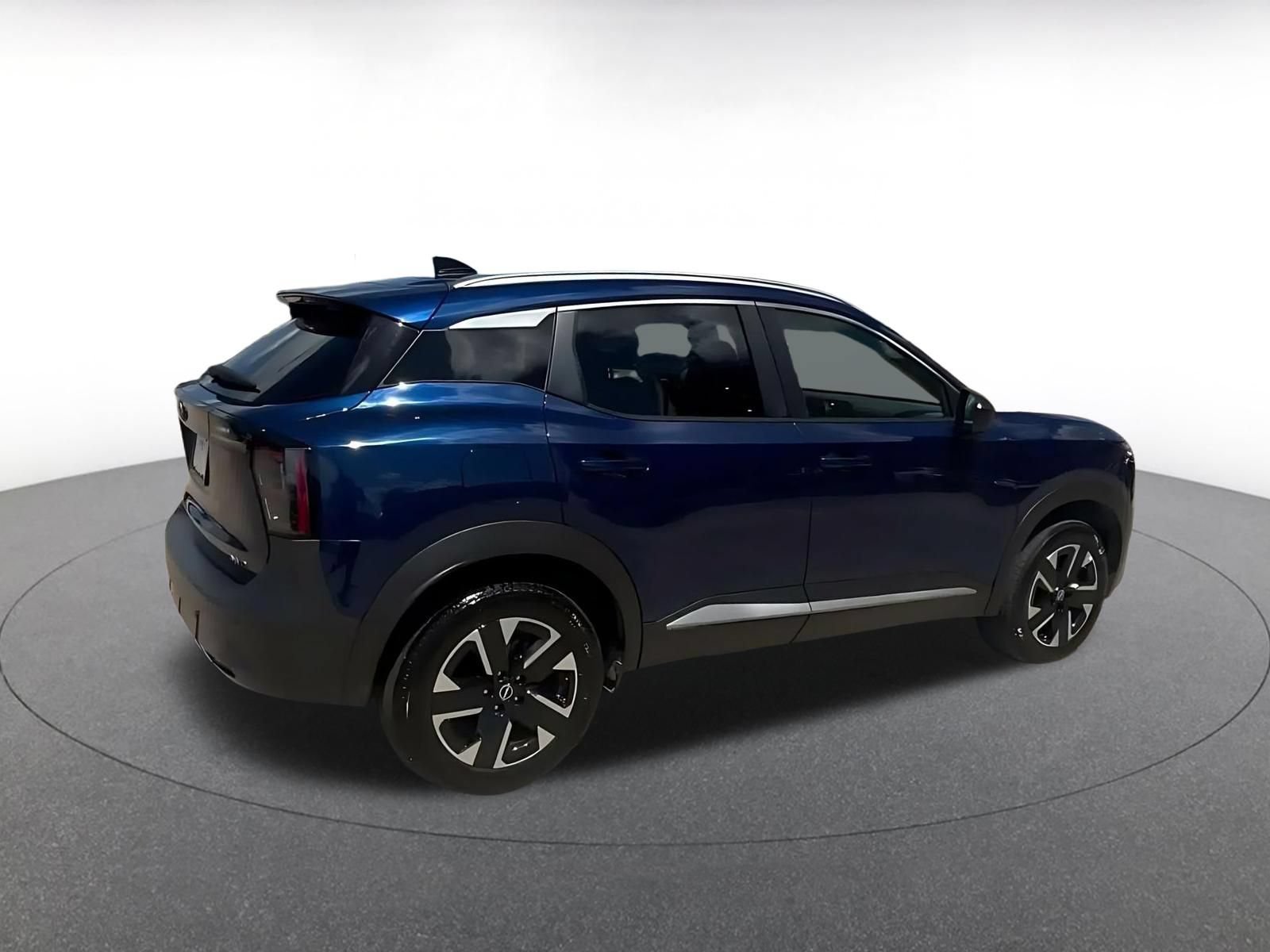 Used 2026 Nissan Kicks SV w/ Cold Weather Package AWD/4WD image 13