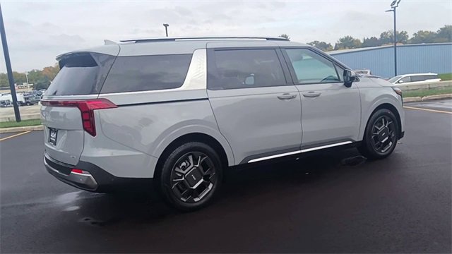 New 2026 Kia Carnival SX image 3