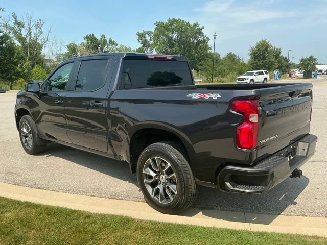 Used 2023 Chevrolet Silverado 1500 RST AWD/4WD image 4