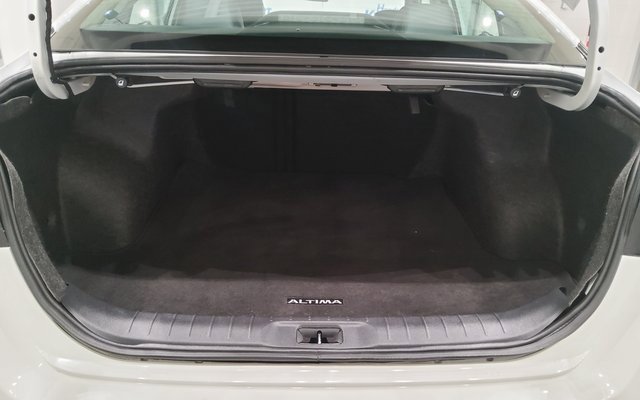 Used 2024 Nissan Altima 2.5 SR image 14