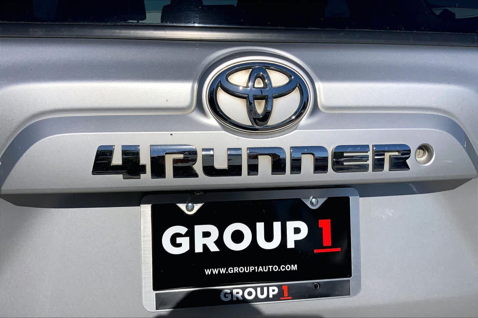 Used 2016 Toyota 4Runner SR5 RWD image 10