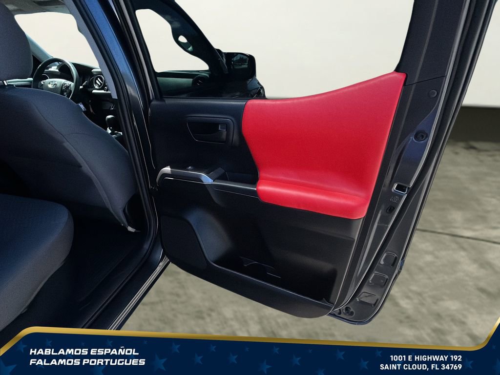 Used 2022 Toyota Tacoma SR5 RWD image 29
