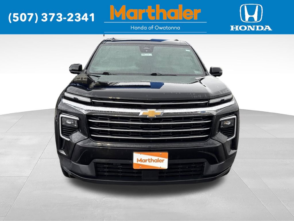 Used 2026 Chevrolet Traverse LT w/ Driver Confidence Package AWD/4WD image 8