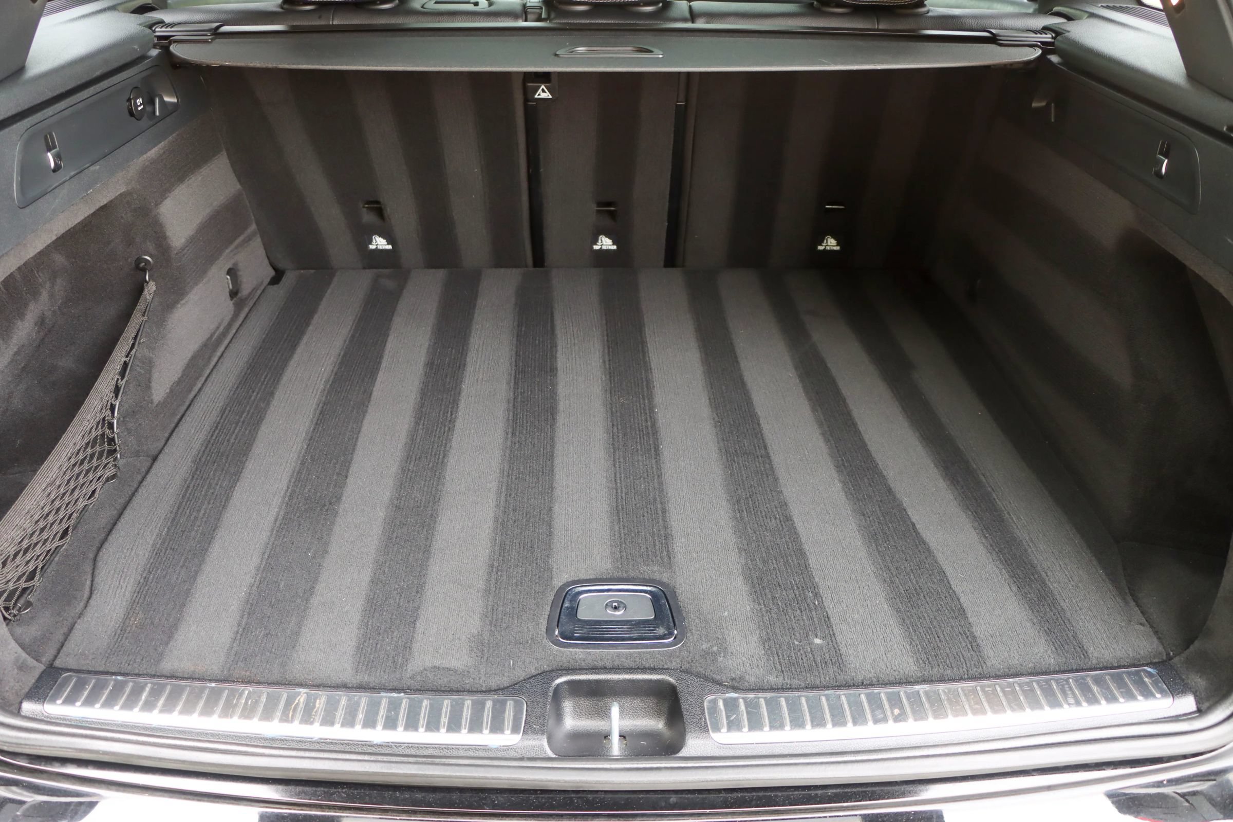 Used 2018 Mercedes-Benz GLC 300 w/ Multimedia Package image 24