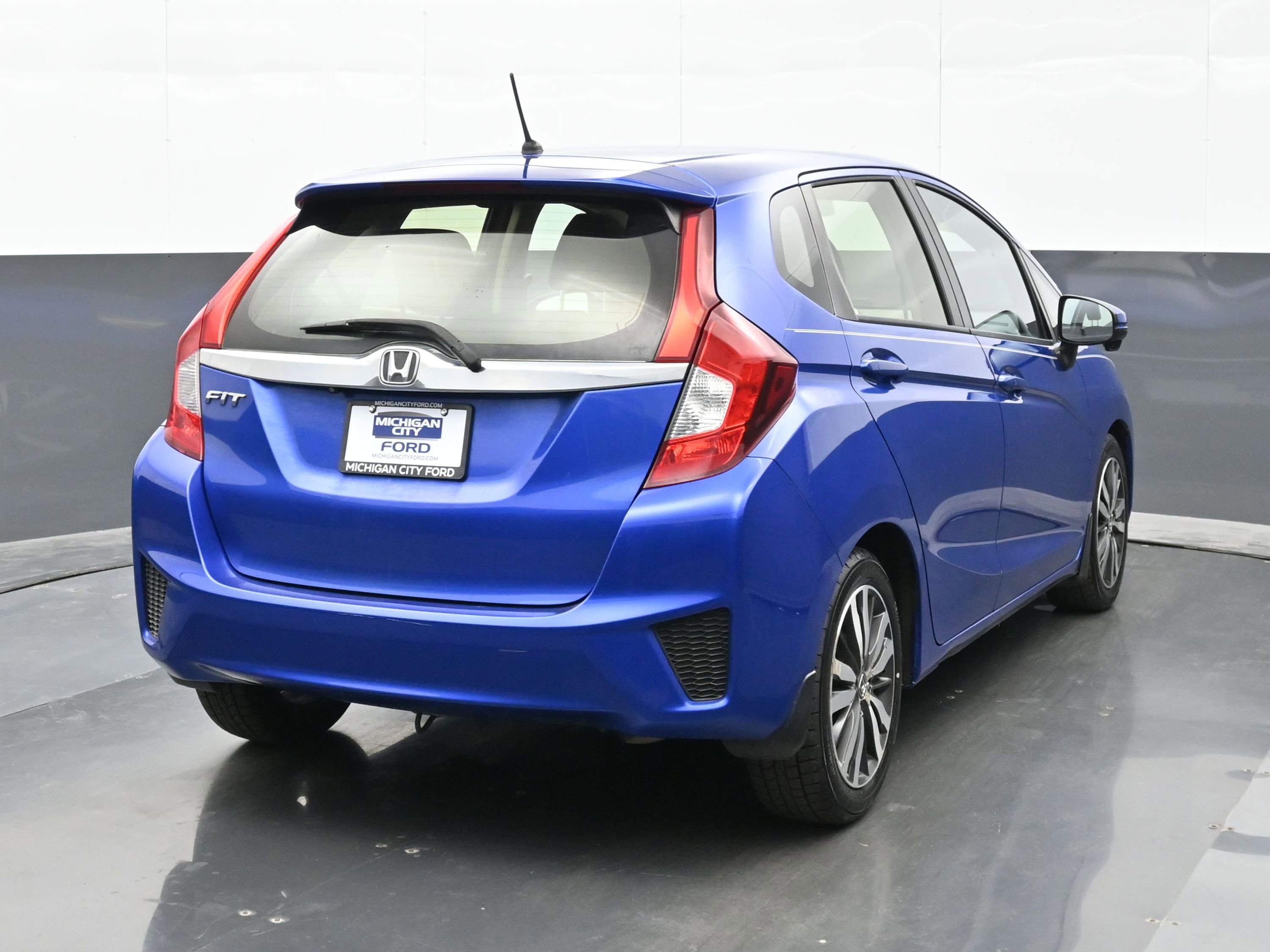 Used 2016 Honda Fit EX image 7