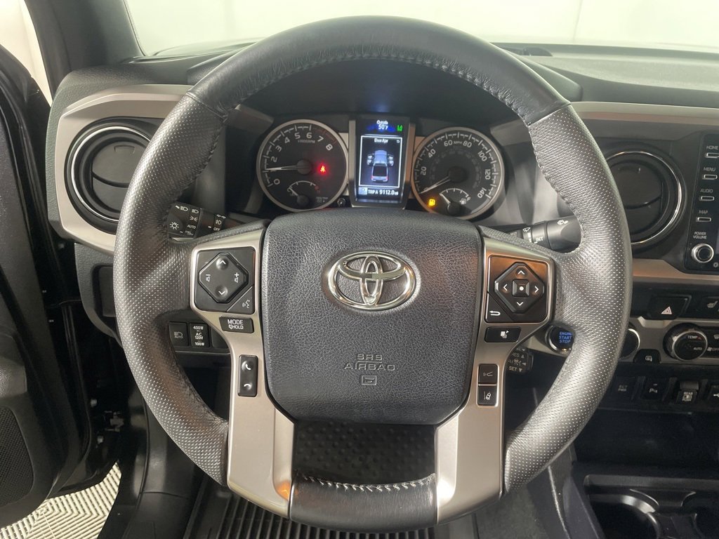 Used 2023 Toyota Tacoma Limited image 10