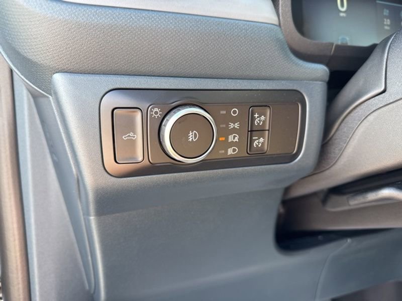 New 2025 Ford Maverick Lobo image 17