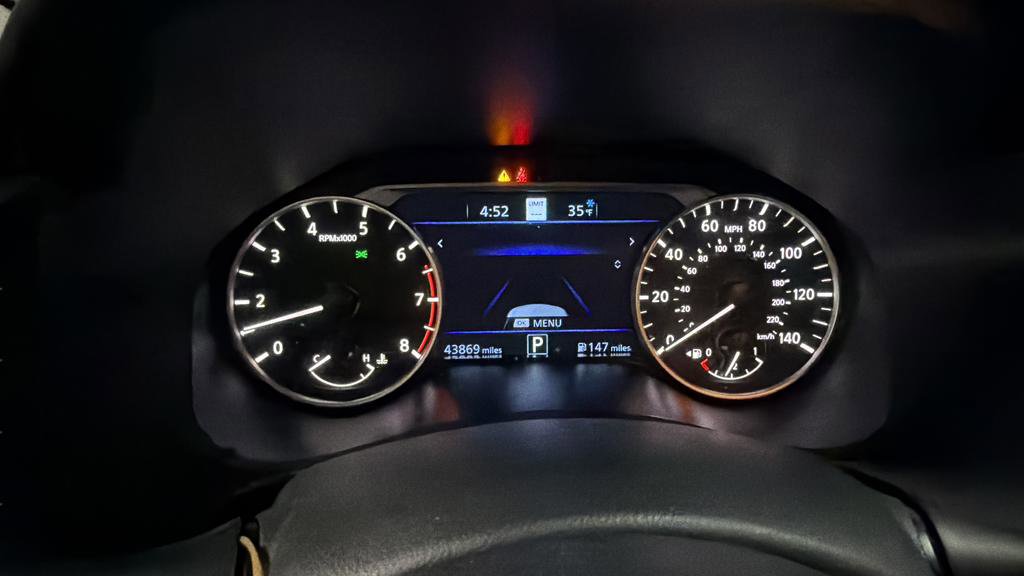 Used 2023 Nissan Altima 2.5 SV w/ SV Premium Package image 16