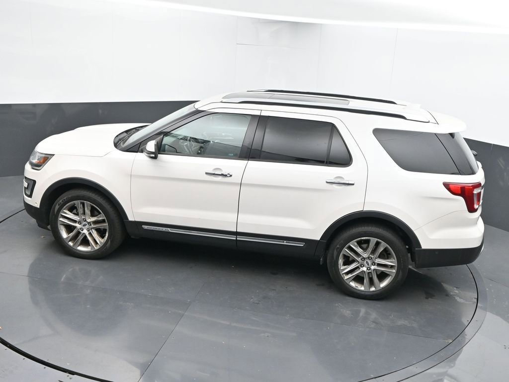 Used 2017 Ford Explorer Limited w/ Equipment Group 301A image 43